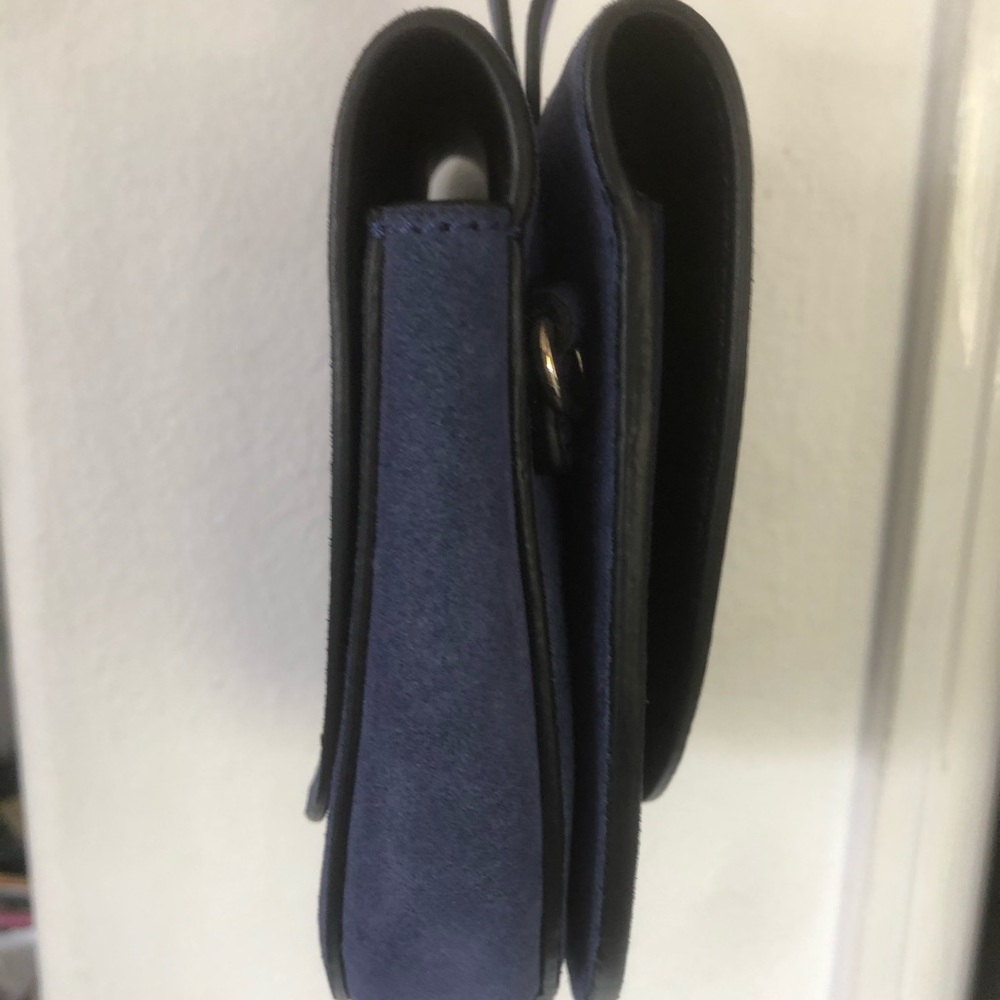 Blue suede Theory Whitney crossbody - Picture 9 of 10